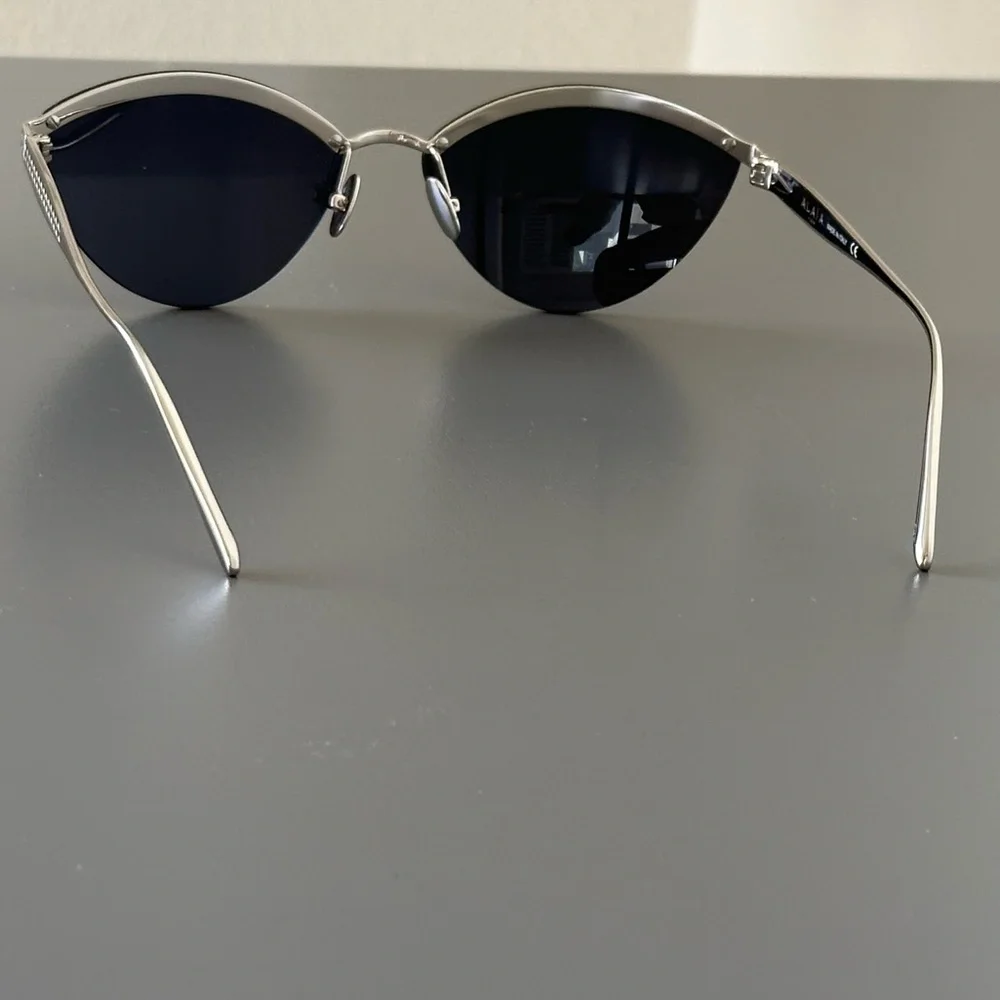 Azzedine Alaia AA0038S Sunglasses - Picture 3 of 12